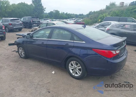2013 Hyundai Sonata Gls z USA, uszkodzony, nr VIN 5NPEB4AC4DH687444